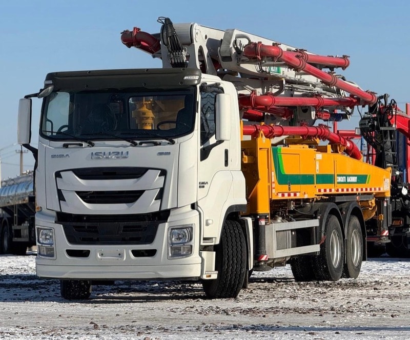 Автобетононасос SCHWING HB37V — стрела 37 метров на шасси ISUZU GIGA 6×4